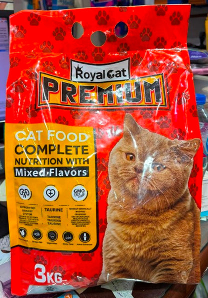 اكل قطط دراى فوود/ ROYAL CAT ADULT 3KG